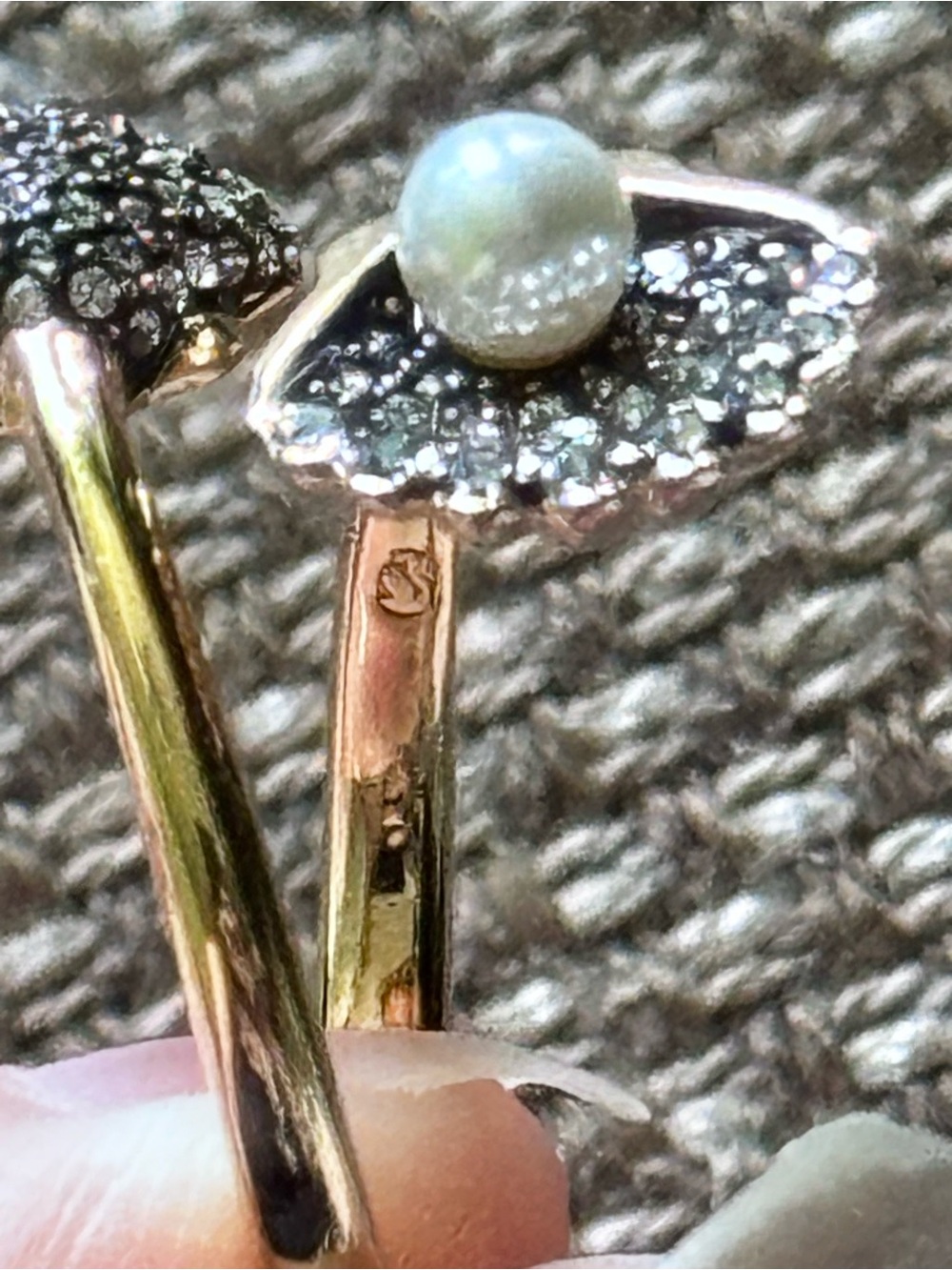 Swarovski Idyllia Gold-Tone Shell & Pearl Open Ring with Crystal Accents size 8 - Picture 8 of 16